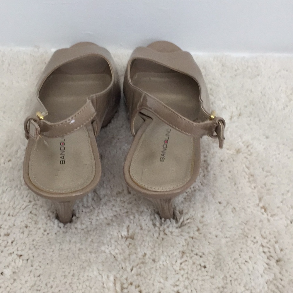 Bandolino Nude Patent Learher Sling Backs size 10 - Picture 5 of 7